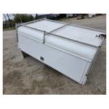 Truck topper