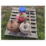 Gas cans/feed pails/pick