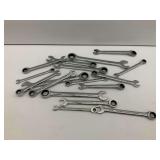 Mixed Lot of Ratcheting and Standard Combination Wrenches