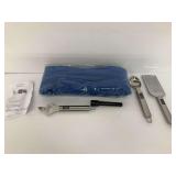 New 10-Piece Kitchen Tool and Towel Set