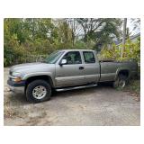 2002 Chevrolet Silverado 2500HD 4WD. VIN - 1GCHK29182E188938