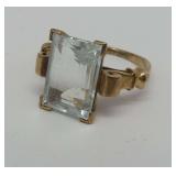 14K Gold Ring Size 5 with Rectangular Stone