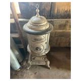 Independent Stove Co. Cast Iron Parlor Stove