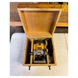 DeWalt DW 625 Electronic Plunge Cut Router with Case and Bits