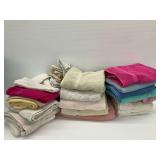 Group of Towels & Washcloths