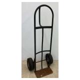 Milwaukee Truck Div. Hand Truck - Model 30019, Load Rating 600lbs