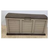 Outdoor Resin Deck Box...see description and photos