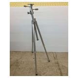 P&B Professional Tripod Model 1110