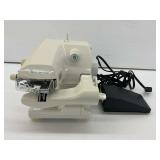 The Blind Hemmer Model BH600 Sewing Machine with Foot Pedal & Box