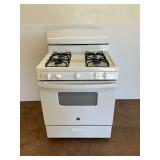 GE Gas Range with Four Burners