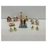 Figural Salt and Pepper Shaker Group