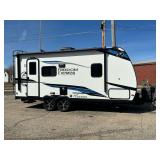 2024 Coachmen Freedom Express Travel Trailer. VIN - 5ZT2FEHB7RW029028.