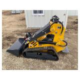 SDLANCH SDLL60 Mini Skid Steer ... Unused ... See photos of metal cover