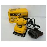 DeWalt Palm Grip Sander with Dust Collection System …works
