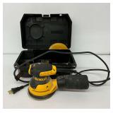 DeWalt Random Orbit Palm Sander...works
