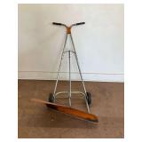 Rolling Metal Snow Pusher Shovel