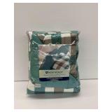 Northcrest Full or Queen Down Alternative Comforter