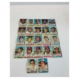 1976 Topps Baseball Cards...see photos