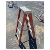 4 Foot Tall Orange Step Ladder