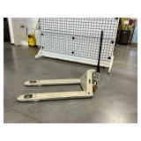 Crown PTH Series Manual Pallet Jack