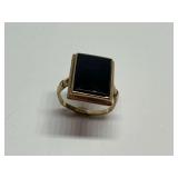 10K Gold Ring with Rectangular Black Stone...Size 6