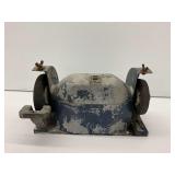 Thor SpeedGrinder Type 128 Bench Grinder... powers on