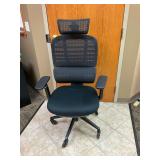 Mesh Office Chair with Adjustable Headrest and Lumbar Support