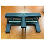 Swingline Model 440 Heavy Duty Paper Punch