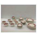 Wedgwood Bramble of Etruria Barlaston Dinnerware Set