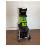 Earthwise 15 Amp 120V Garden Shredder...powers on