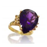 14K Yellow Gold, Amethyst, and Sapphires Ring. $2450 Appraisal Replacement Value.
