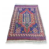 Area Rug with Geometric Design