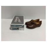 Dansko Marisa Burnished Nubuck Brown Shoes Size 39 with Original Box