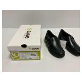 Suave Chelsea Black Slip-On Comfort Shoes Size 36 / 5.5-6 New in Box