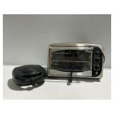 GE Toaster Oven and Kitchen Living Sandwich Maker