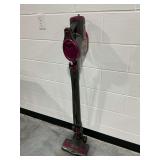 Shark Rocket HV302QPR 26 Vacuum Cleaner...powers on