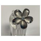 Silver Silver Size 9 Ring with Floral Motif and Clear Stone