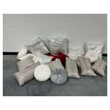 Decorative Throw Pillows in Mixed Styles and Colors