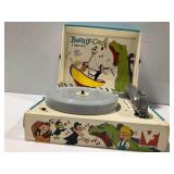 Vintage Vanity Fair Beany and Cecil Model No. 602 Children's Phonograph...powers on