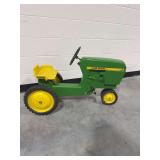 John Deere Pedal Tractor with Chain...drive chain is off