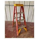 Werner Fiberglass Step Ladder, Red and Yellow, 4-Foot