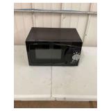 MC Appliance Corp. Model MCM770BTG Household Microwave Oven