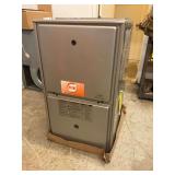 Payne Ultra Efficient Gas Furnace Model PG9YAB048080AAAA... 40x23x29