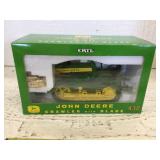 John Deere 430 crawler with blade 1/16 scale 20th