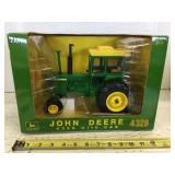 John Deere 4320 with cab 1/16 scale tractor by