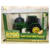 John Deere 8200 radio controlled tractor by Ertl