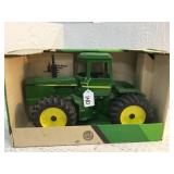John Deere 4-wheel drive tractor, 1/16 scale,