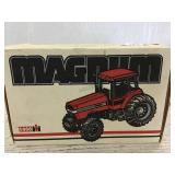 Case international 7130, 1/16 scale