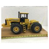 John Deere 9520 industrial edition, 1/8 scale,
