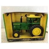 John Deere 4620 collector edition, 1/16 scale